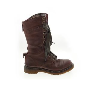 Dr. Martens Triumph Plaid Combat Boots 9